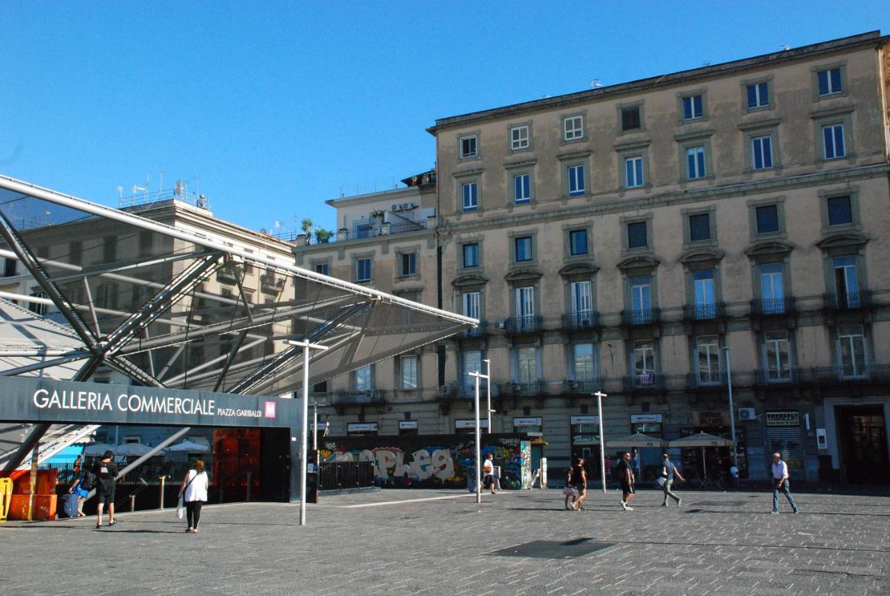 Hotel Garibaldi 136 Neapol Zewnętrze zdjęcie