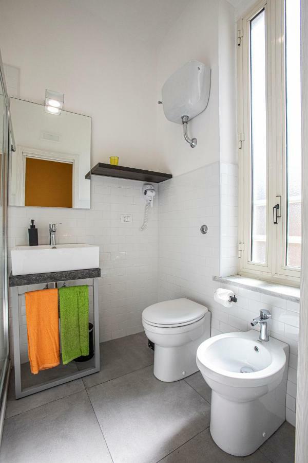 Hotel Garibaldi 136 Neapol Zewnętrze zdjęcie