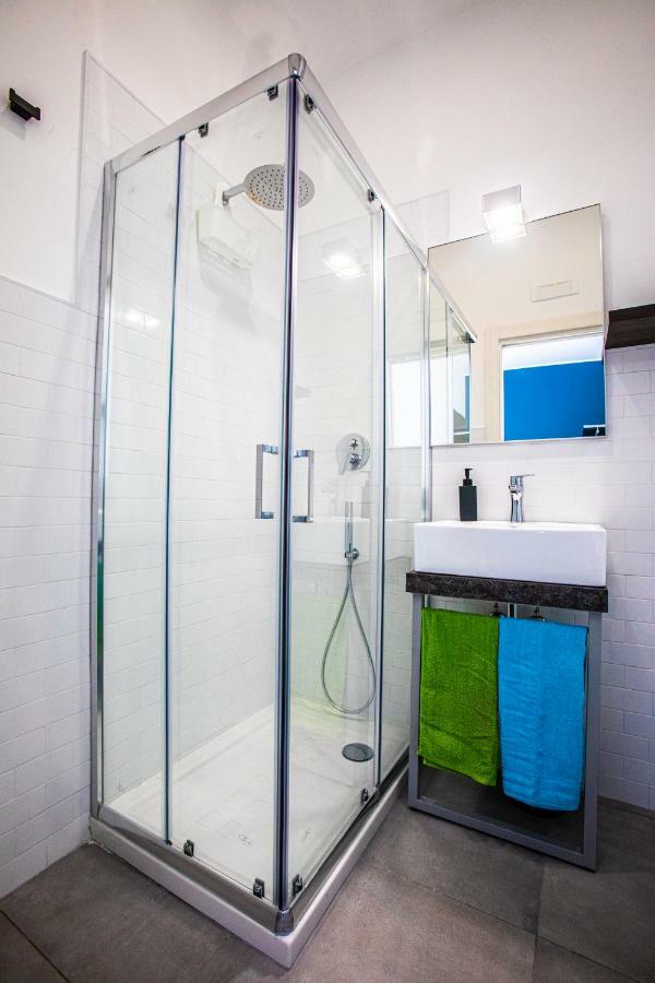 Hotel Garibaldi 136 Neapol Zewnętrze zdjęcie