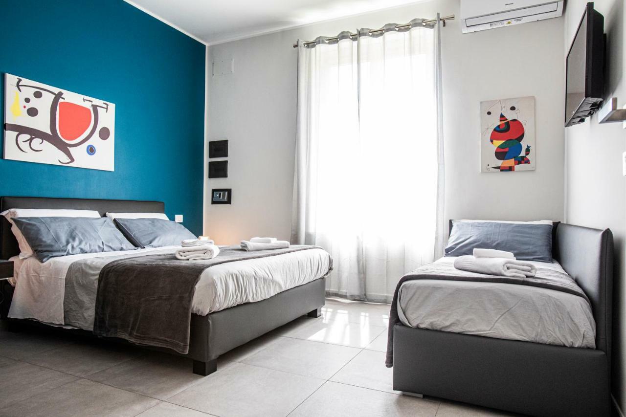 Hotel Garibaldi 136 Neapol Zewnętrze zdjęcie